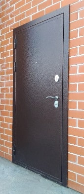 Дверь эконом-класса